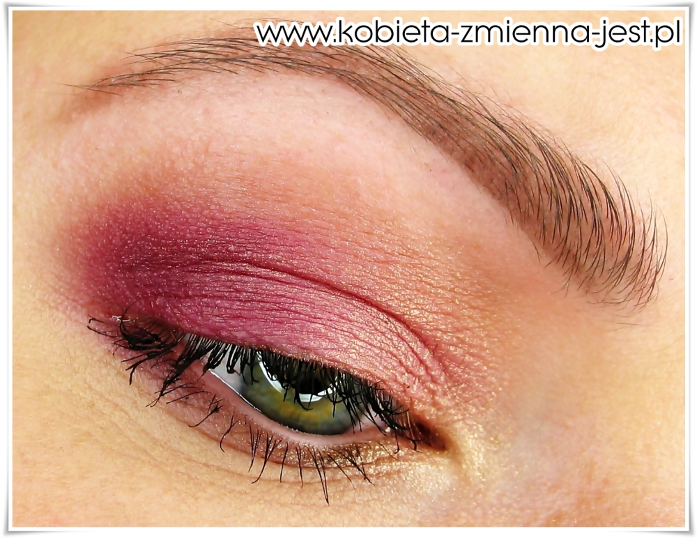 makijaż make up złoty róż brzoskwiniowy dzienny lekki makijaż kobiecy hean 512 sleek vintage romance blog eyes