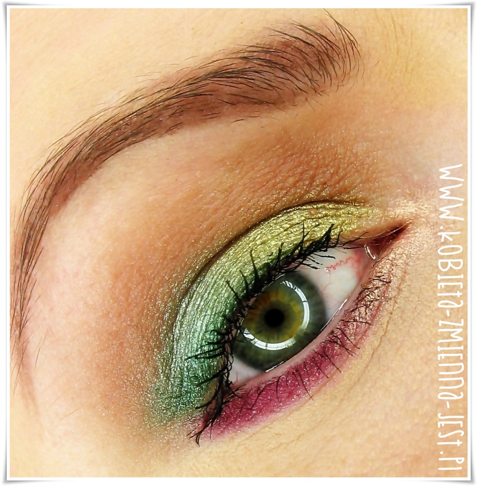 sleek garden of eden sleek vintage romance makijaż makeup paletki sleek makeupblog zieleń fiolet burgund blog