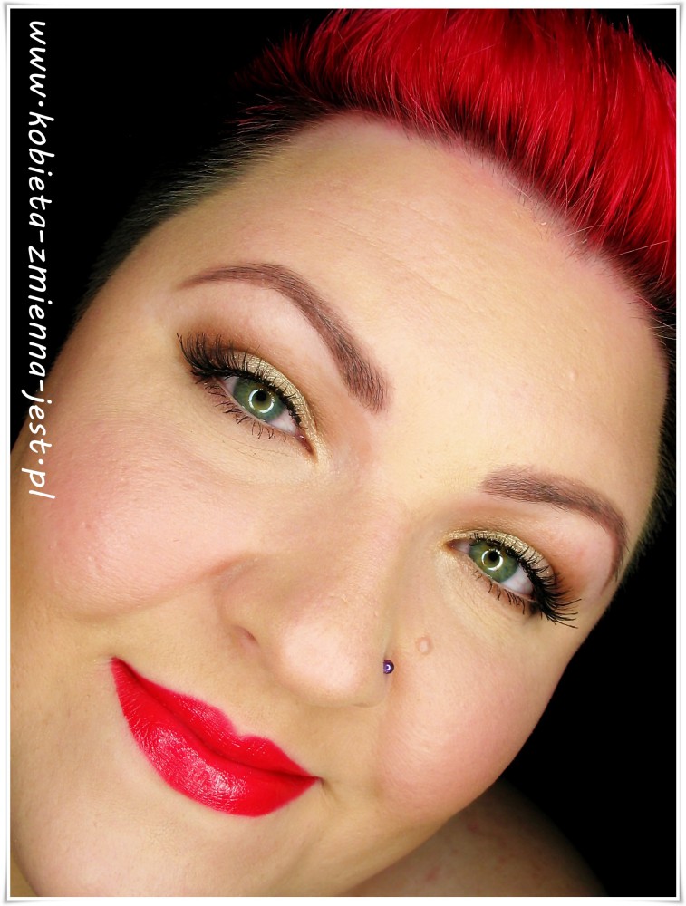 makijaż makeup mocne usta wieczorowy makijaż Rimmel Apocalips Stellar blog makeupblogger beautyblogger real foto pink lips red lips