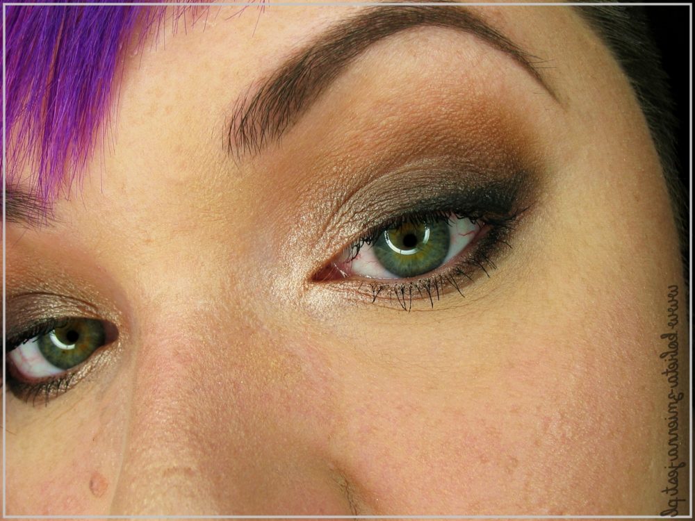 makijaż The Balm Nude Tude kosmetykomania.pl blog kobieta zmienną jest