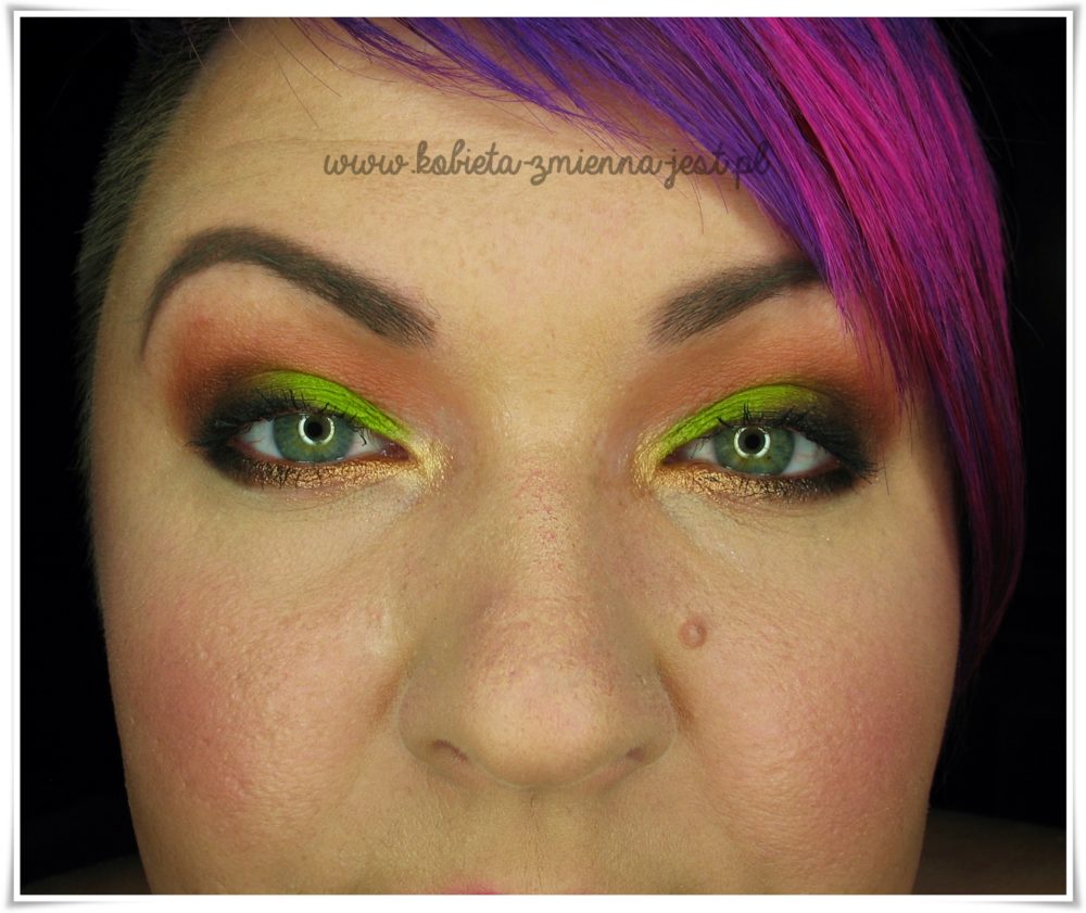 makijaż makeup blog limonka z brązem makeup revolution colour chaos palette Chocolate vice palette salted caramel palette beauty blog eyes