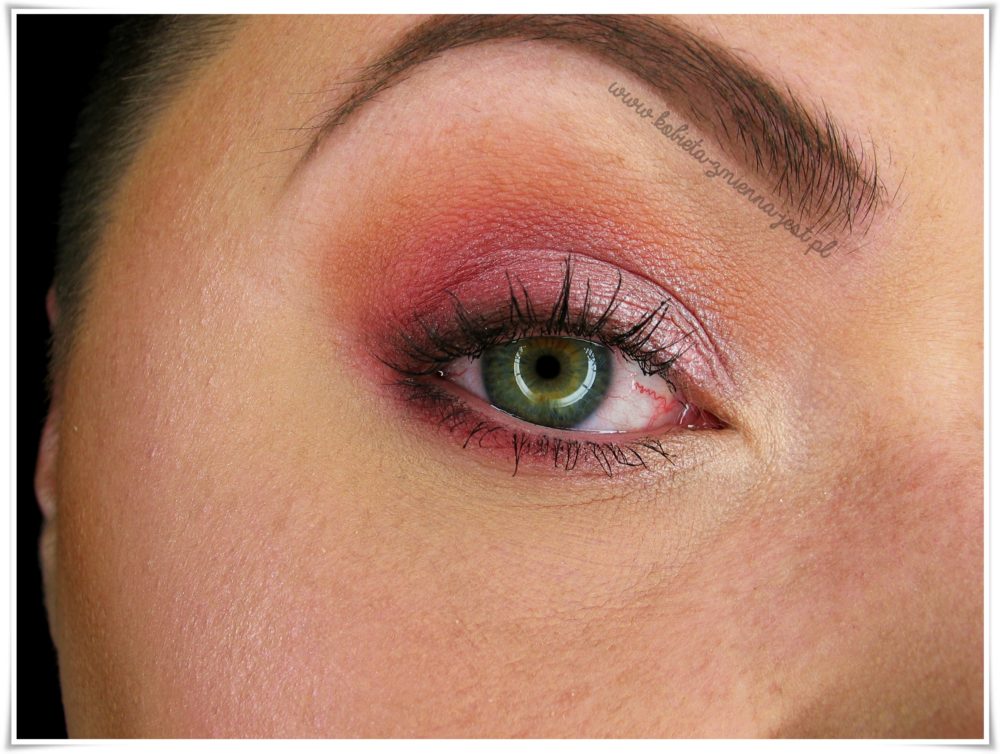 glamshadows matowy cielak słodkie kakao palona kawa migotka jednorożec marsala makijaż beauty blog eyes